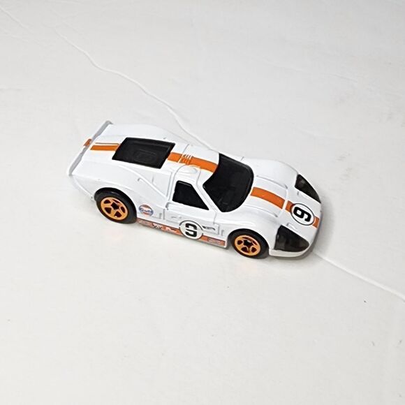 2020 Hot Wheels Loose '67 FORD GT40 MK.IV  #58/250 HW Retro Racers 4/10 (White) - Picture 1 of 8